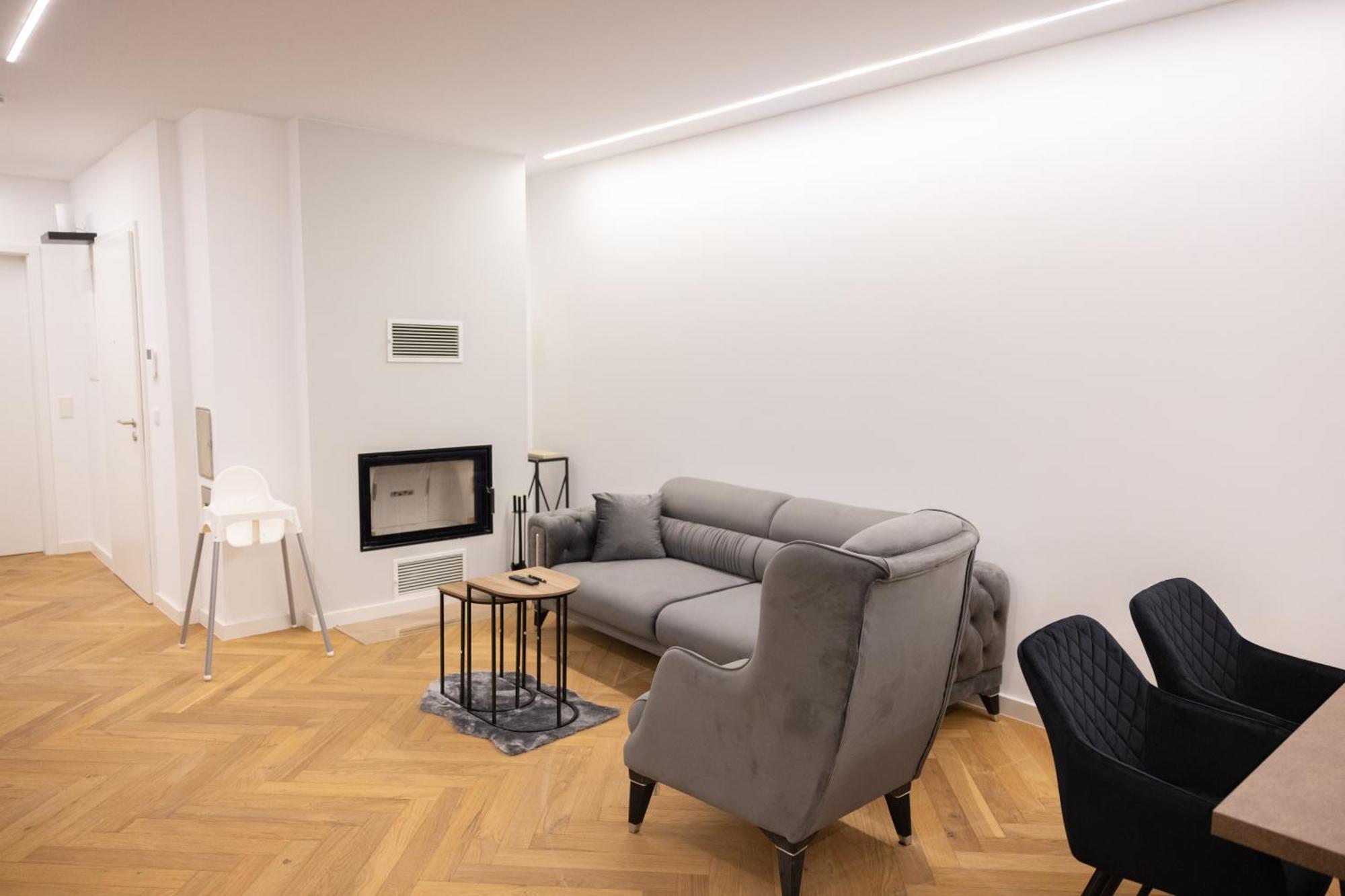 Neubau Apartment Mit Kamin Und Terrasse In Premium Lage Parkplatz Inklusive Bielefeld Esterno foto