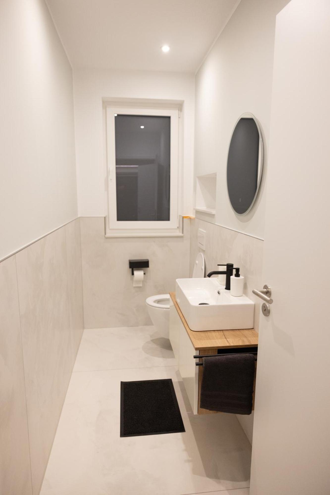 Neubau Apartment Mit Kamin Und Terrasse In Premium Lage Parkplatz Inklusive Bielefeld Esterno foto