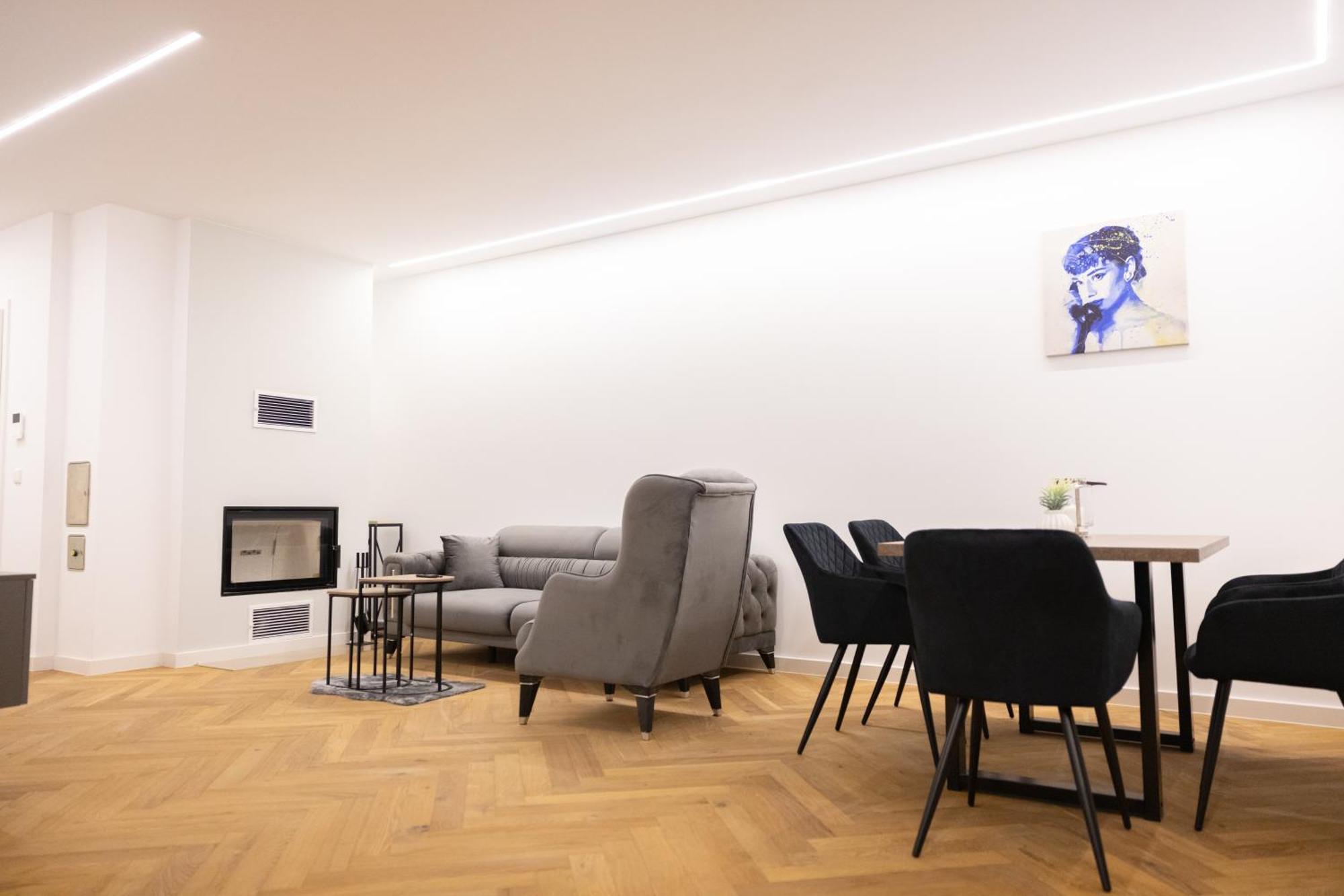 Neubau Apartment Mit Kamin Und Terrasse In Premium Lage Parkplatz Inklusive Bielefeld Esterno foto
